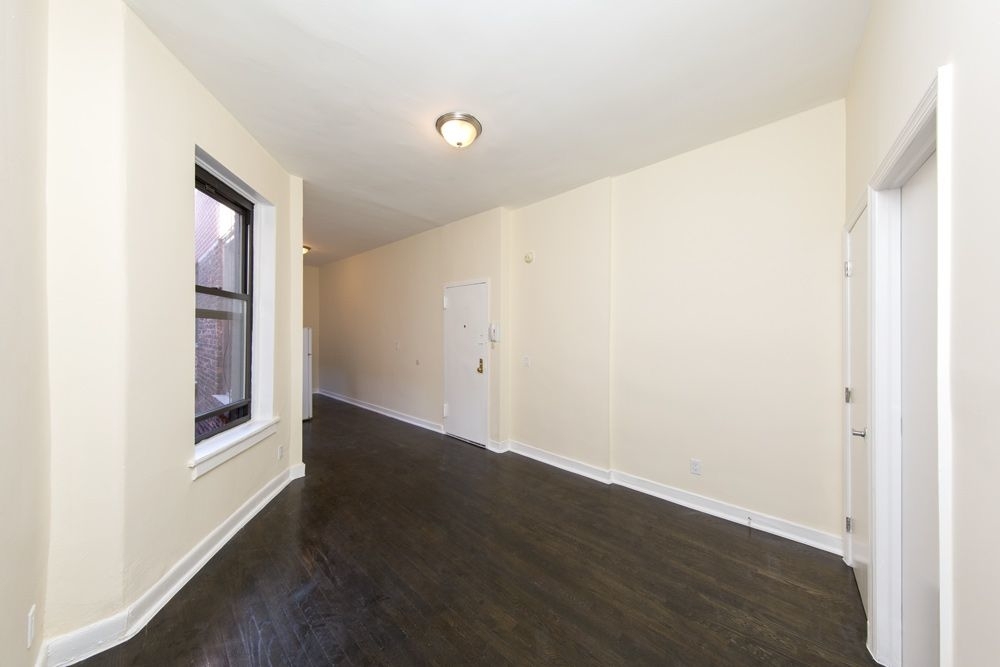 1382 1st Ave - Photo 2