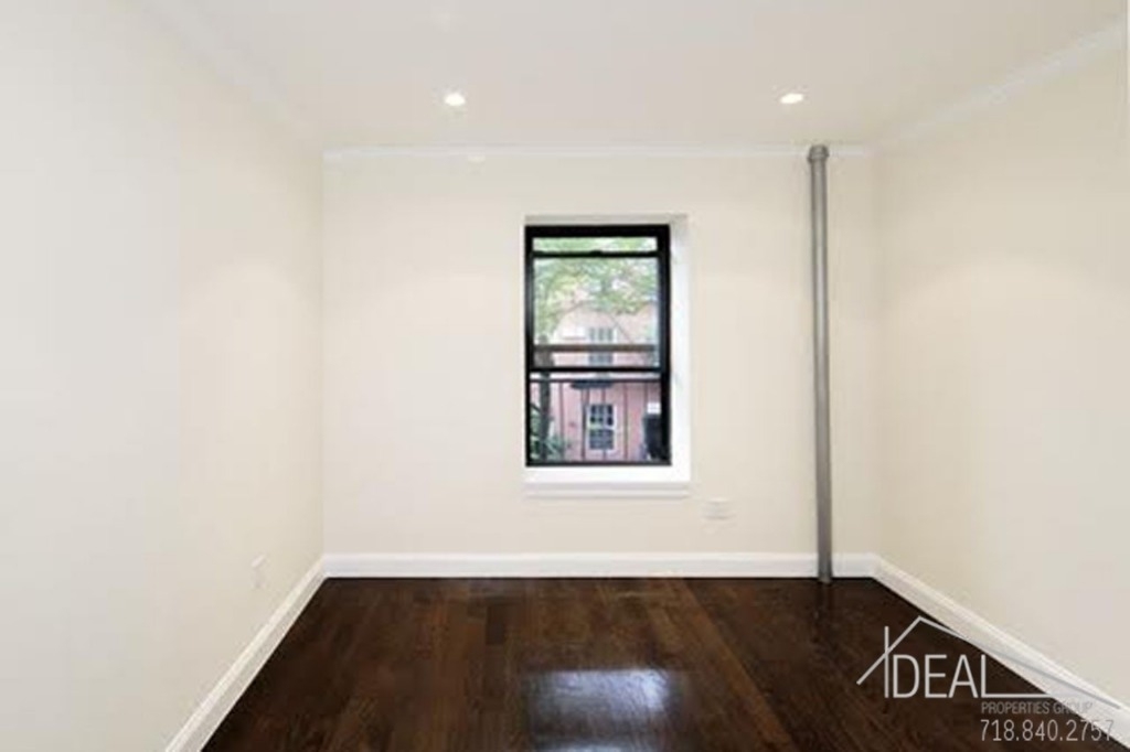 1021 lorimer street - Photo 3