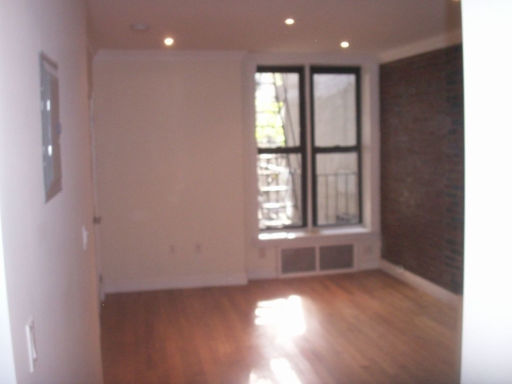 East 78th Street  - Photo 2