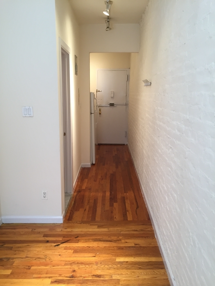 233 East 12th Street - Photo 2