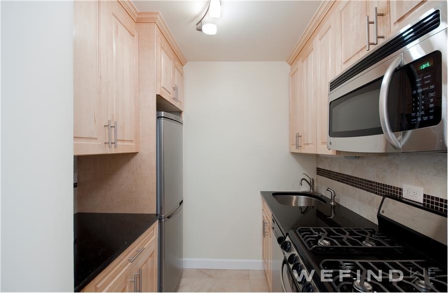 155 West 68th Street - Photo 2