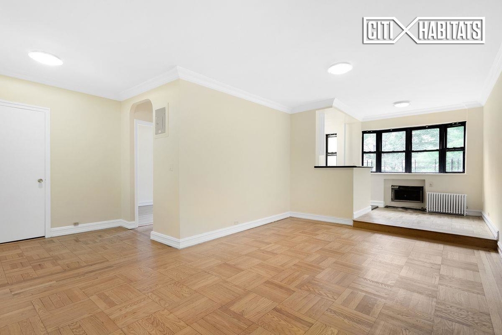 235 East 46th Street - Photo 0