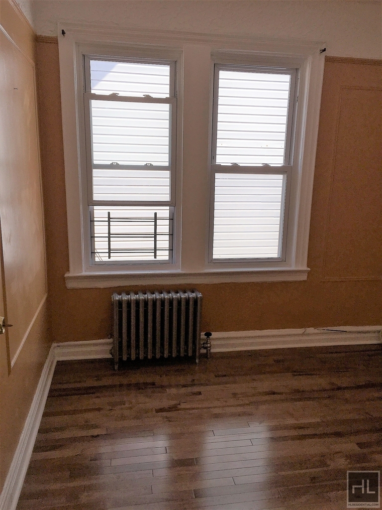 138 East 37 Street - Photo 4