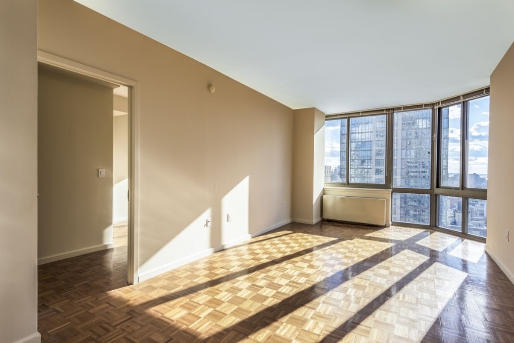 100 west 26th st - Photo 0