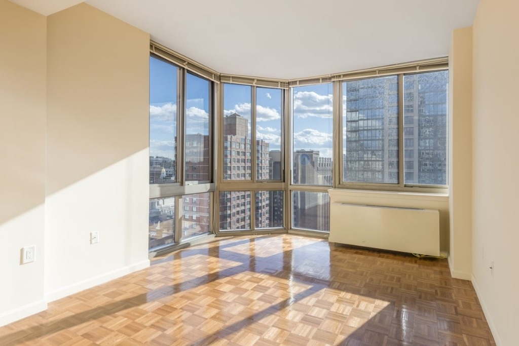 100 west 26th st - Photo 1