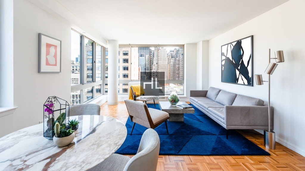 200 West 26 Street - Photo 1