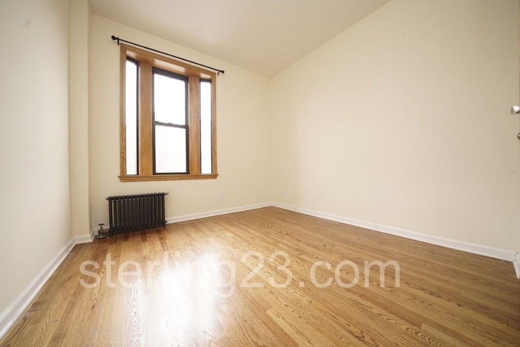 31-08 36th Street - Photo 3