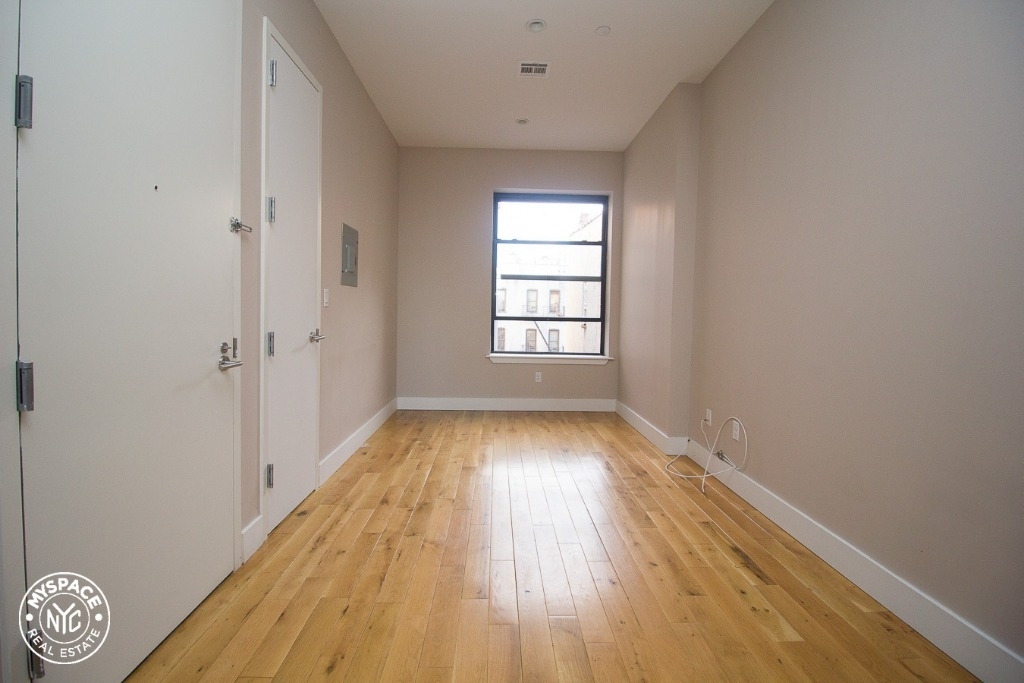 1020 Park Pl - Photo 4