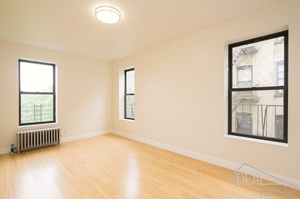 100 Lefferts Avenue - Photo 0