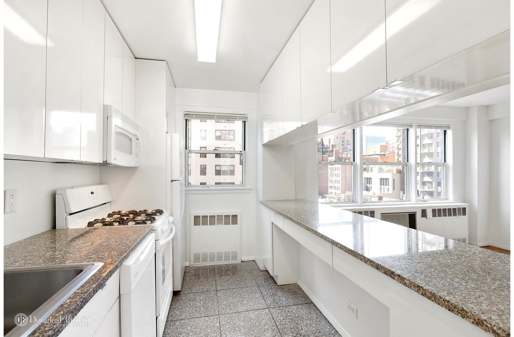 174 East 74th St - Photo 2