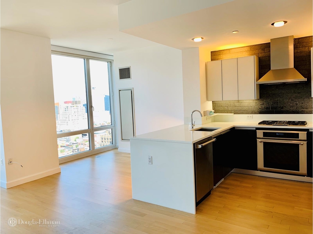 247 West 46th St - Photo 1