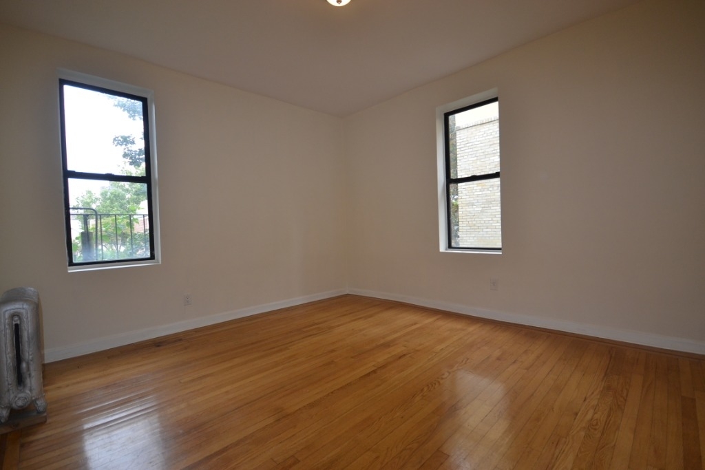 119-21 Metropolitan Avenue - Photo 1