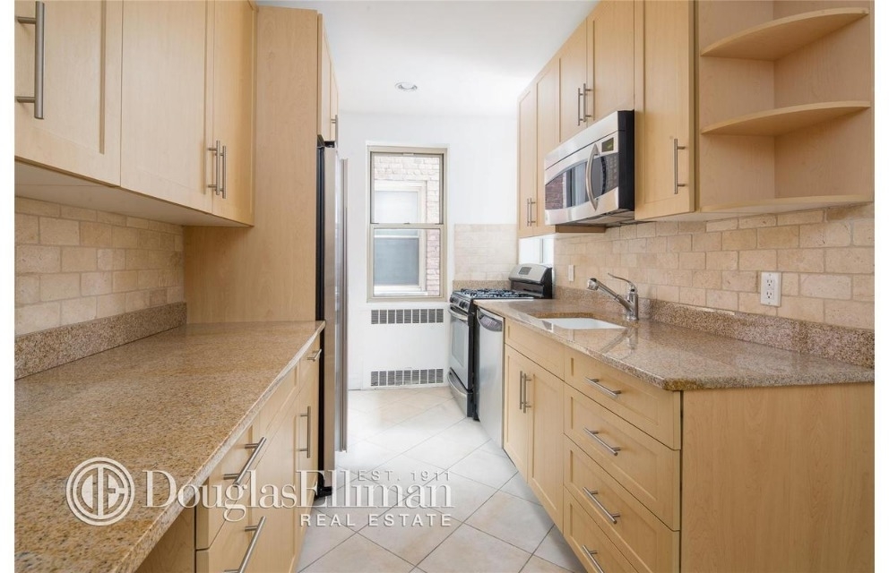 330 East 63rd St - Photo 1