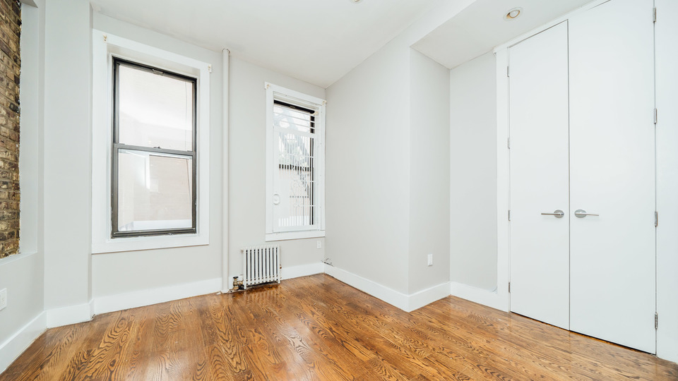 222 Bushwick Ave - Photo 3