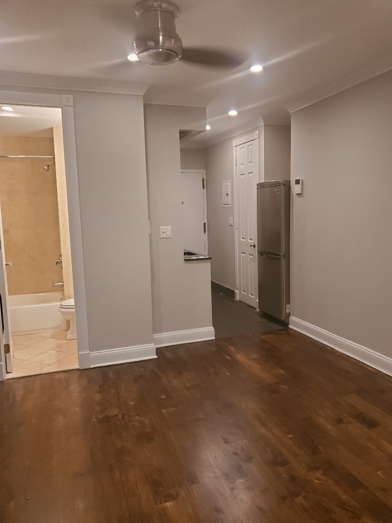 120 Christopher Street  - Photo 11