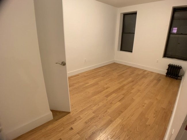 2025 Regent Pl - Photo 4