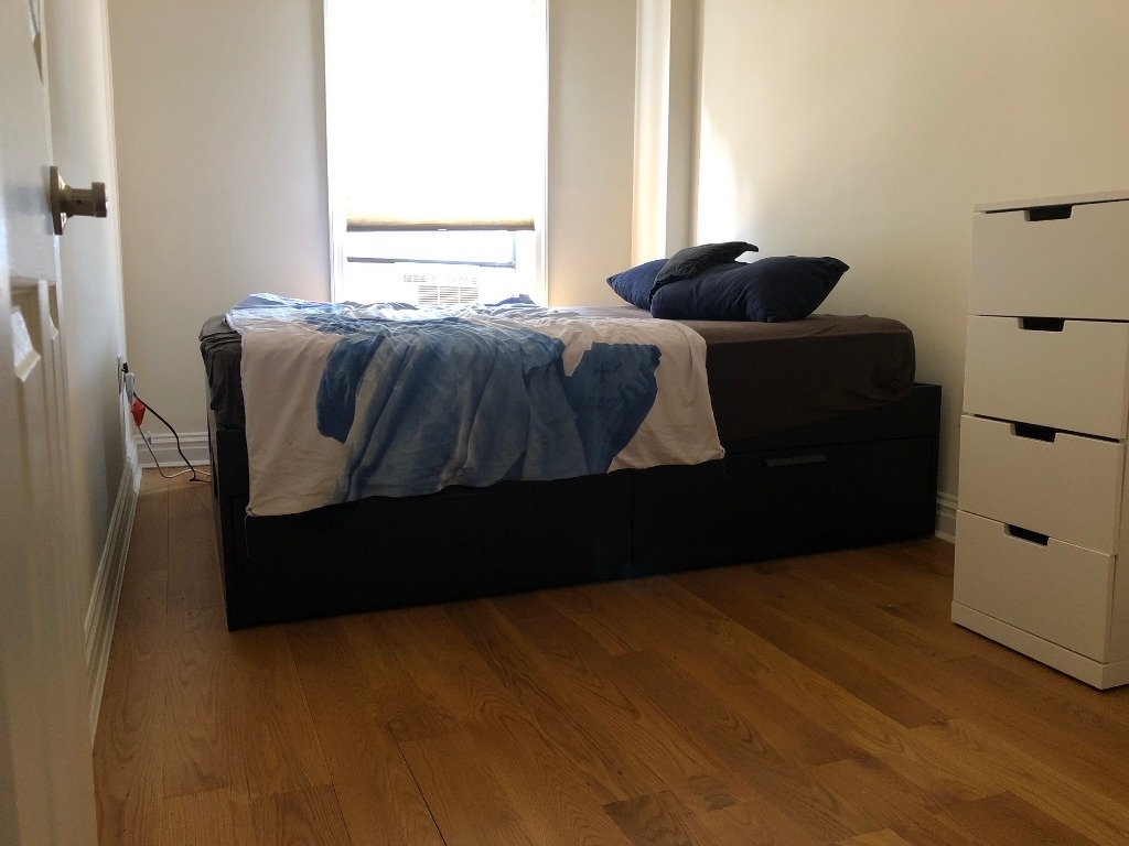 130 West 75th Street - Photo 11