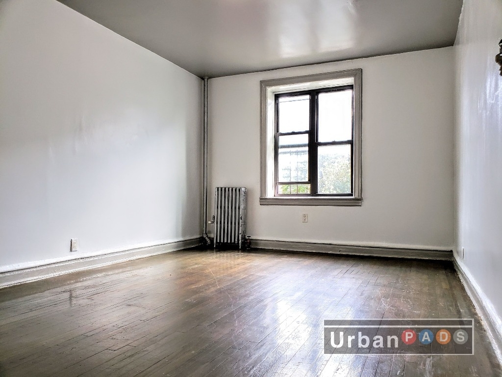 223 Linden Blvd - Photo 3