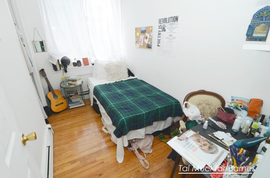 218 1st Ave - Photo 5