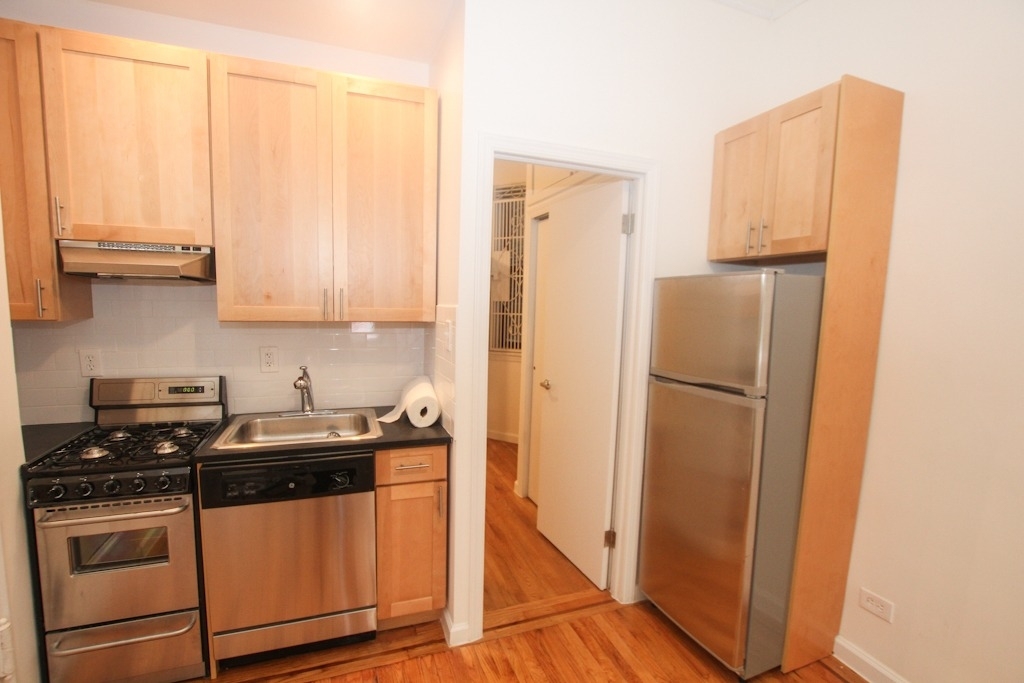 238 East 87th street - Photo 5