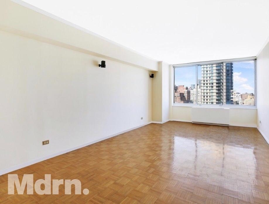 404 East 79th Street - Photo 1