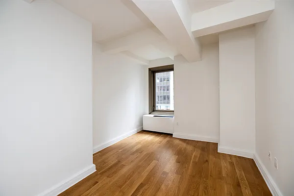 101 West 55th Street - Photo 6