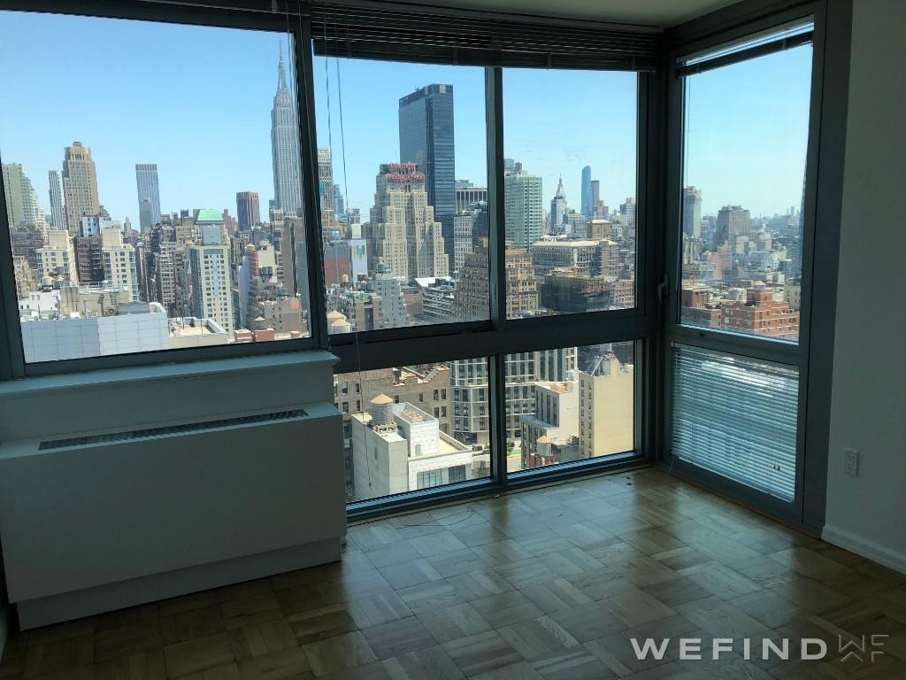 505 West 37th Street - Photo 5