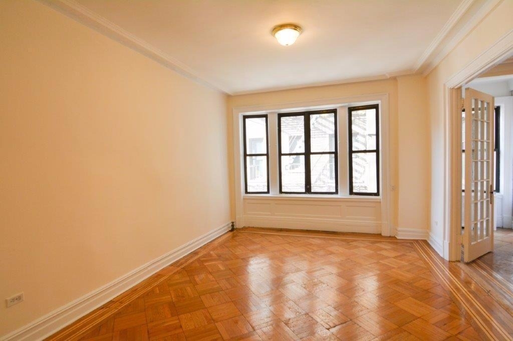 220 West 98th Street - Photo 5