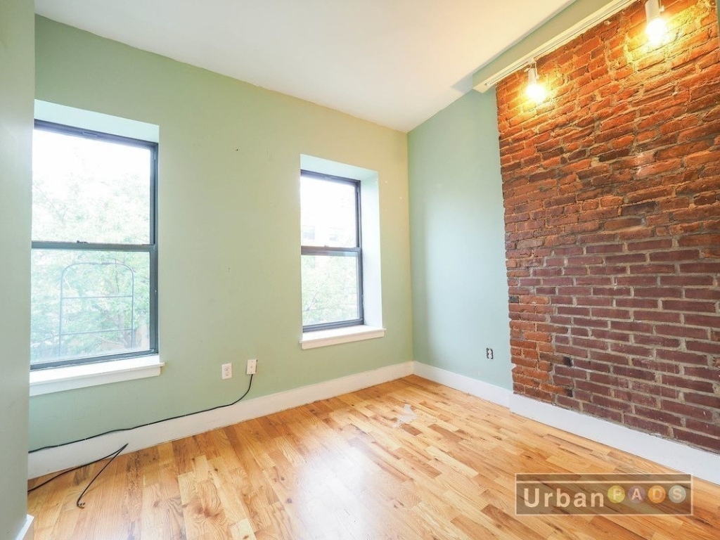 870a Dekalb Avenue - Photo 3