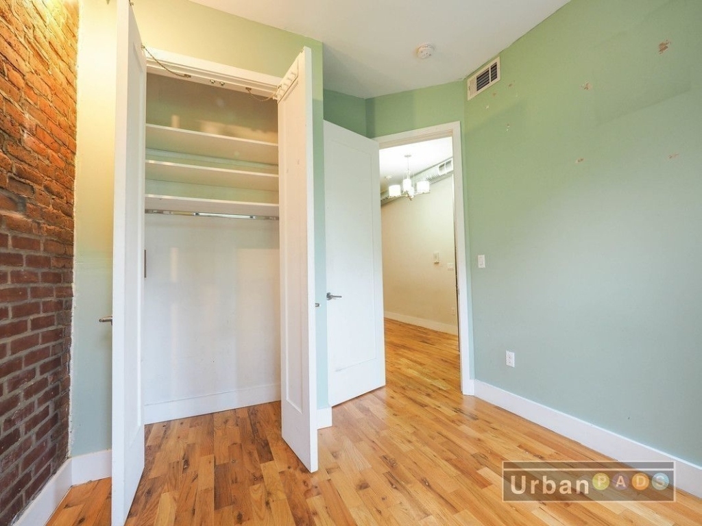 870a Dekalb Avenue - Photo 4