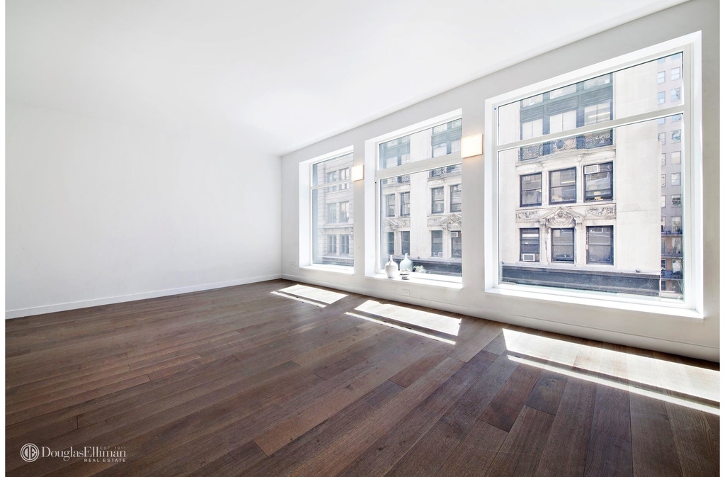 21 West 20th St - Photo 7