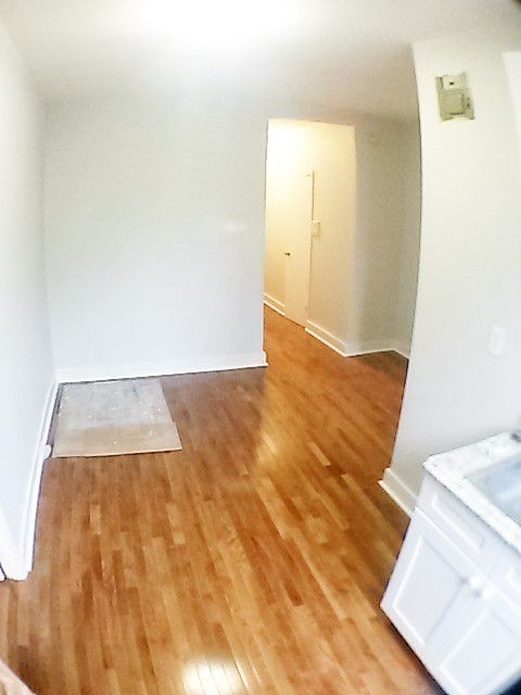 351 Howard Ave - Photo 3