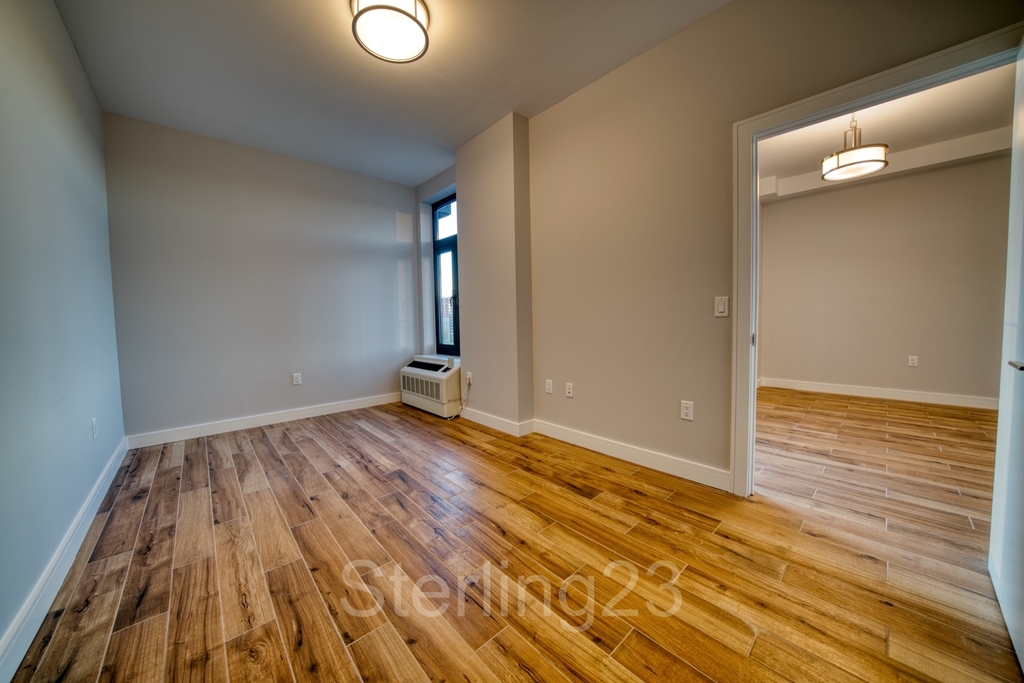 31-12 24th Avenue - Photo 8