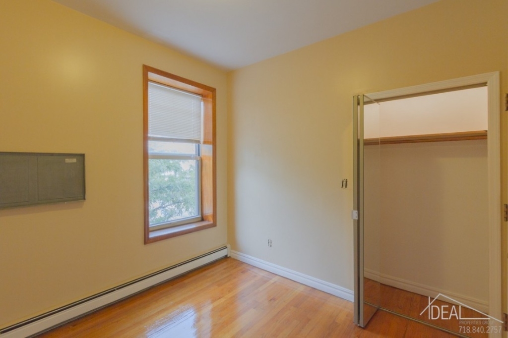 462 3rd Avenue - Photo 3