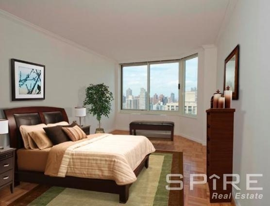 East 77th Street - Photo 3