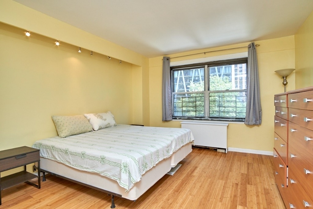 160 West End Avenue - Photo 7