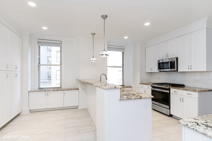 544 East 86th street - Photo 1