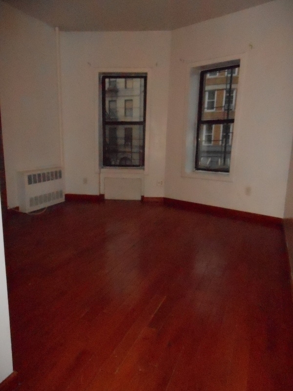 1486 Bedford Avenue - Photo 4