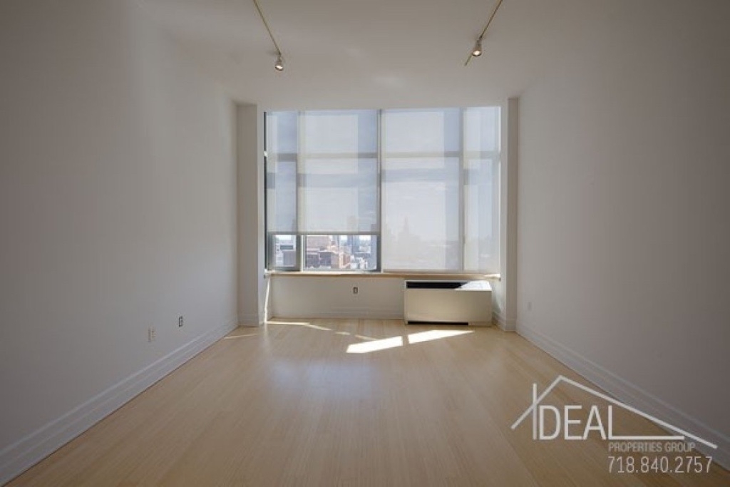 110 livingston street - Photo 4