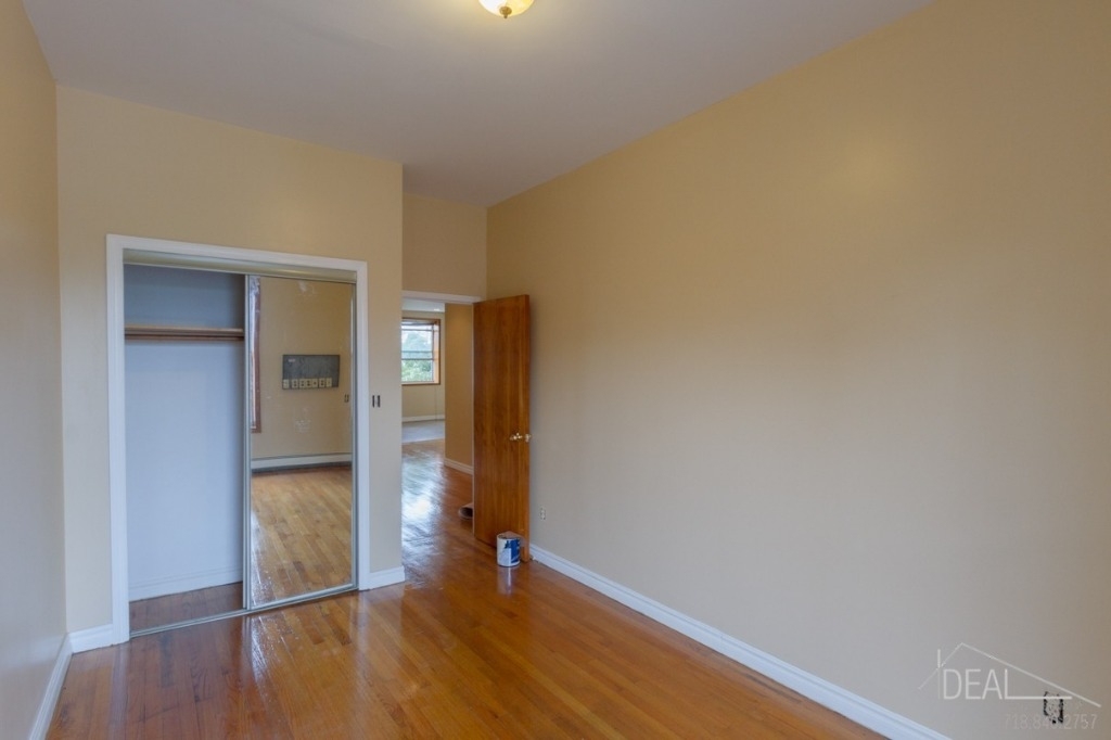 462 3rd ave - Photo 5