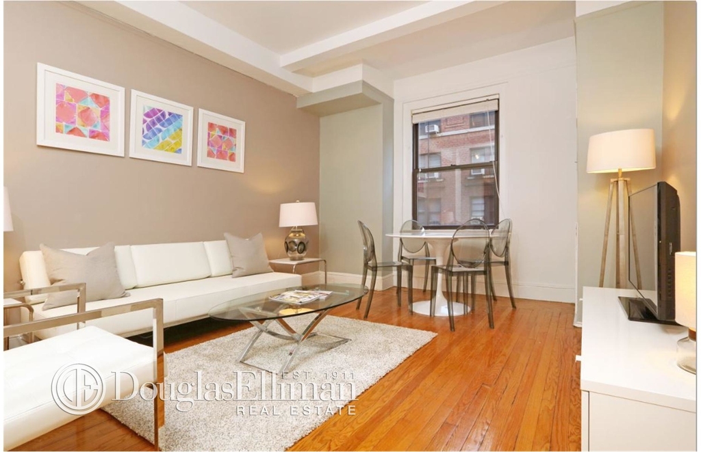 145 West 58th St - Photo 7