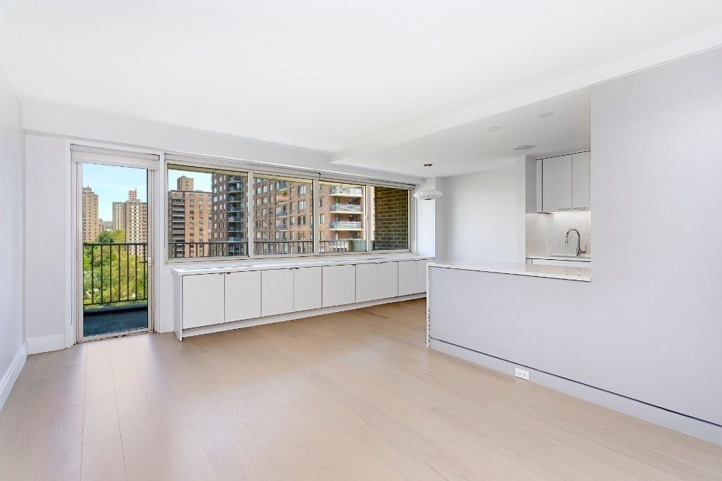 160 West 97th Street - Photo 2