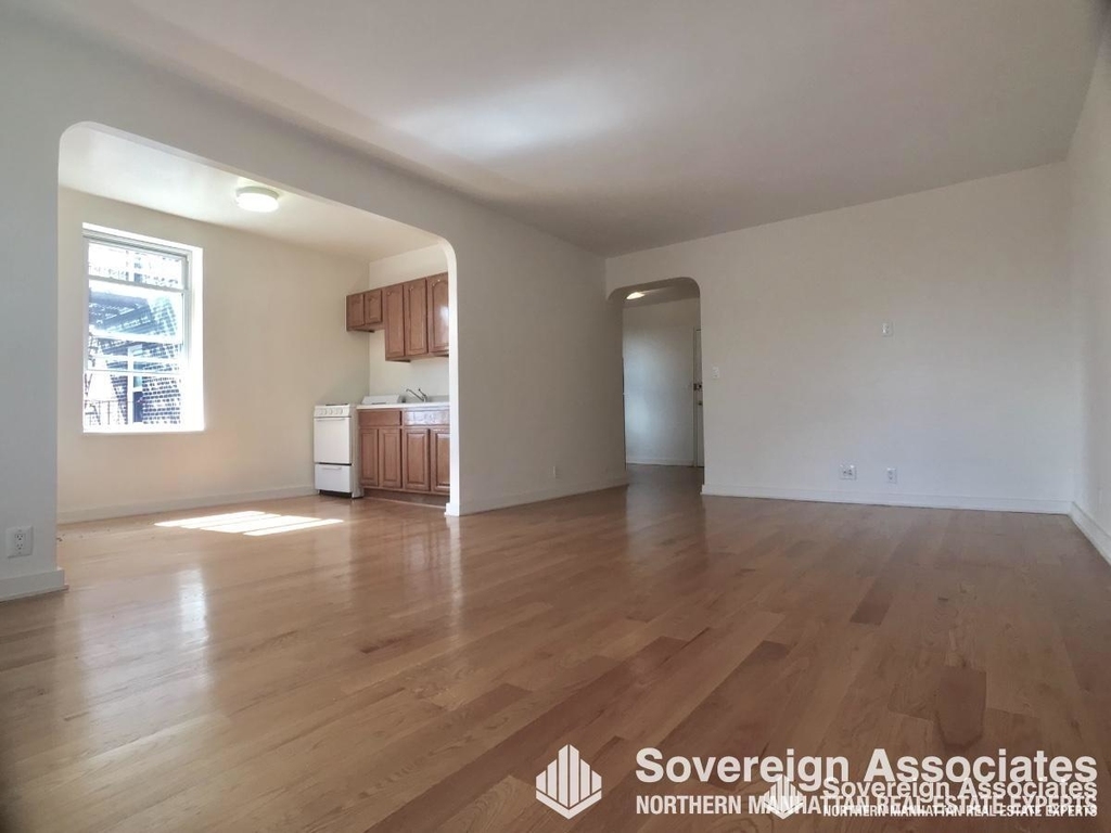 500 Kappock Street - Photo 1