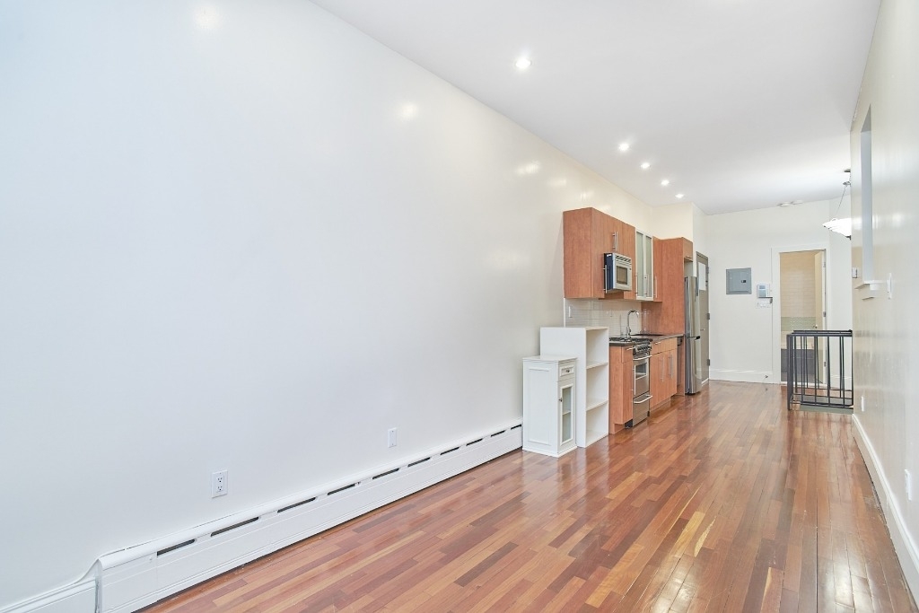 161 West 133rd Street - Photo 2