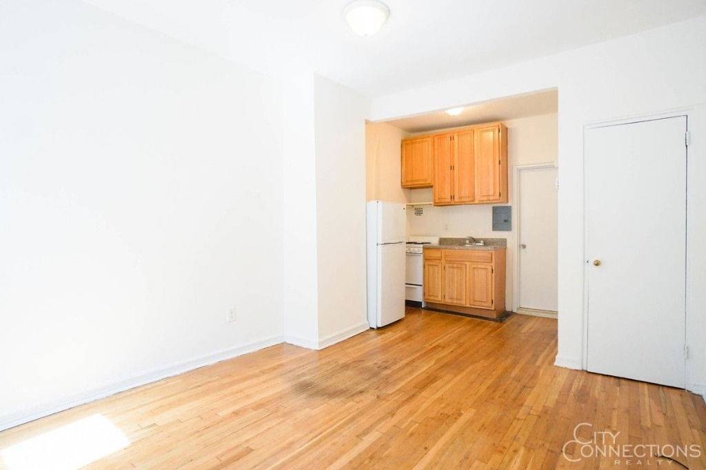 319 East 5th  - Photo 1