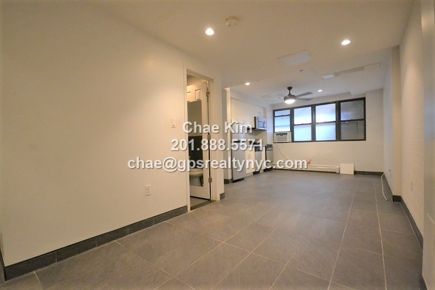 216 East 36th Street - Photo 0