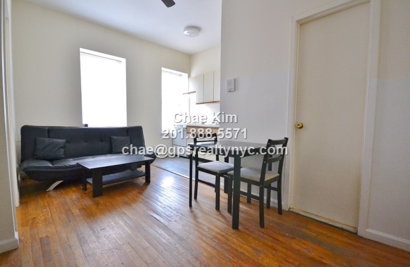 150 Manhattan Avenue - Photo 0