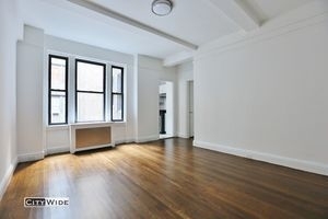 140 east 46th  - Photo 3