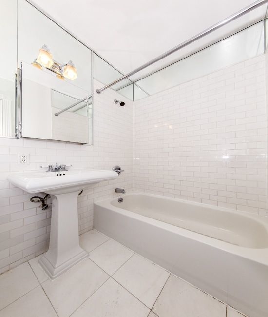 323 East 78th Street - Photo 3