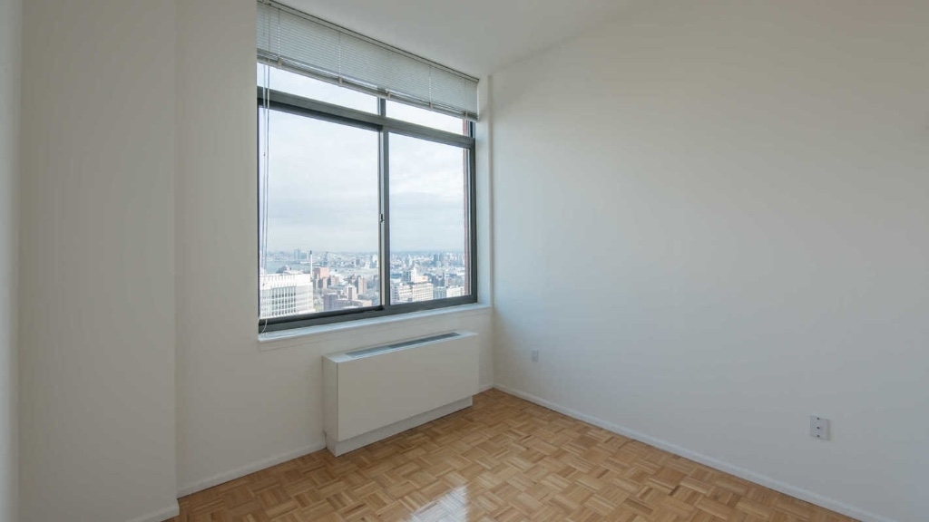 2BR on Montague Street - Photo 7